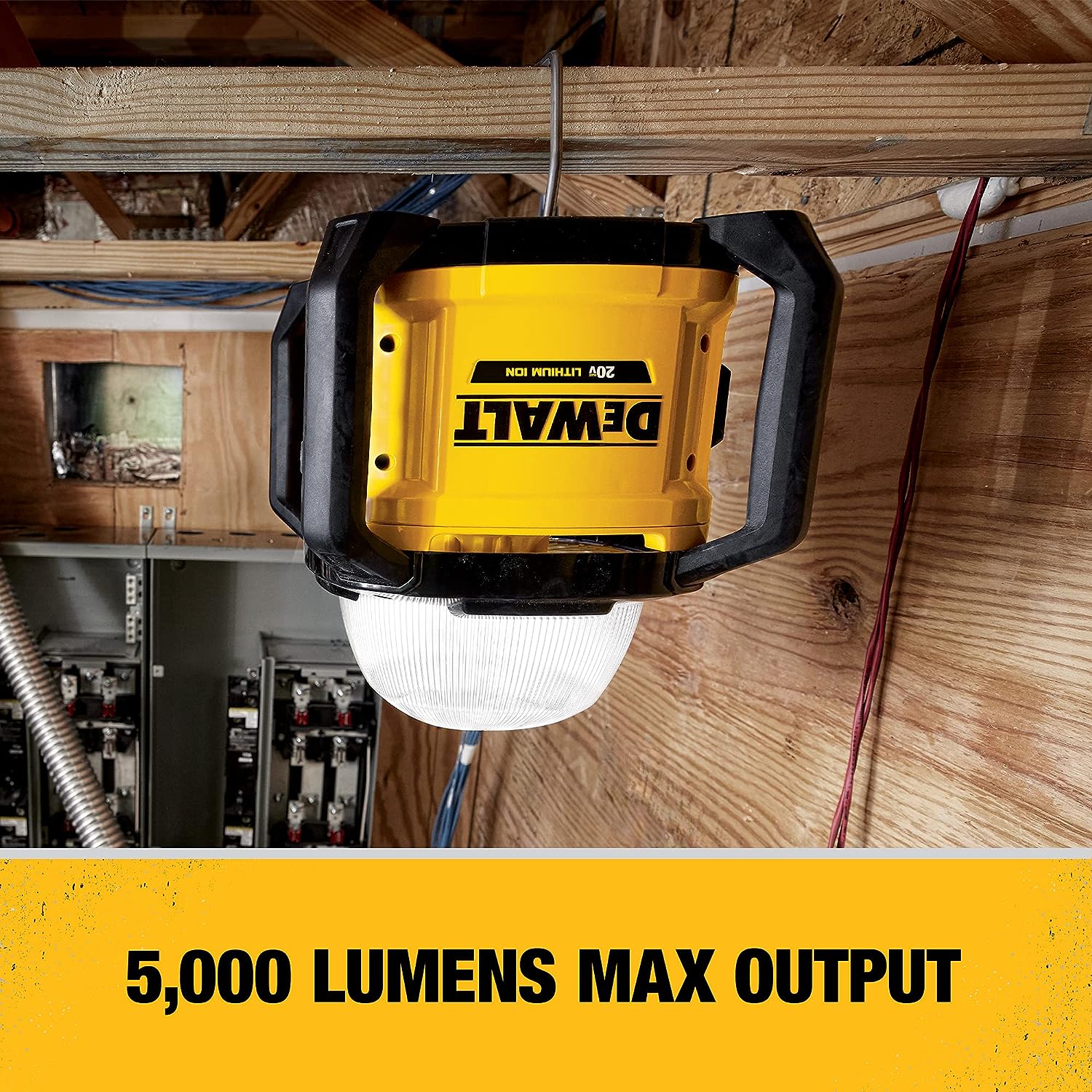 DEWALT 20V MAX LED 工作燈，小巧便攜，防風雨防塵，無線 (DCL074)預購7-10個工作日 DEWALT得偉（美行）