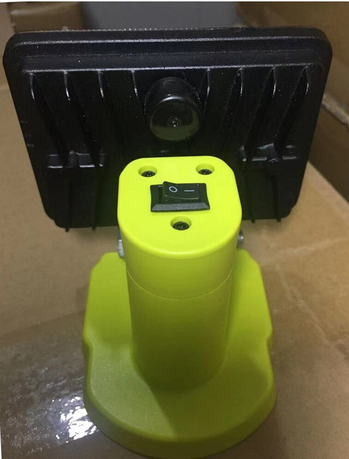 Ryobi one+ 18V 5寸工作燈適用於 P104 105 P190 等鋰離子電池（僅LED燈） RYOBI 良明（美國）